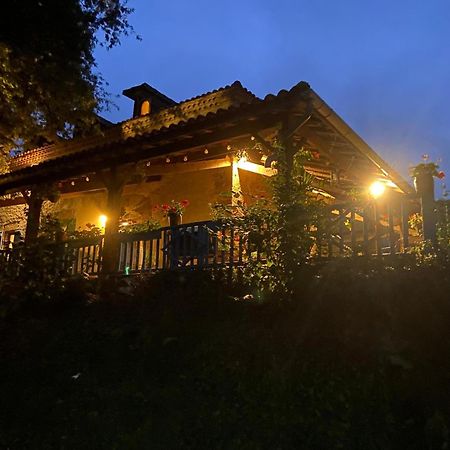 Maison D'Hotes Le Chai D'Armagnac Monguilhem Esterno foto
