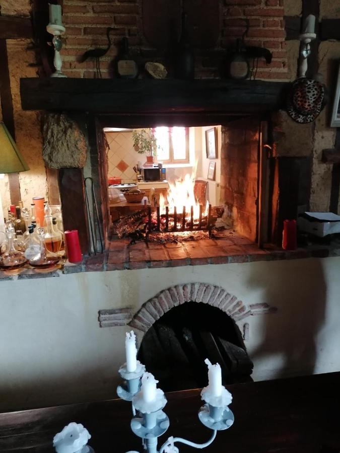 Maison D'Hotes Le Chai D'Armagnac Monguilhem Esterno foto
