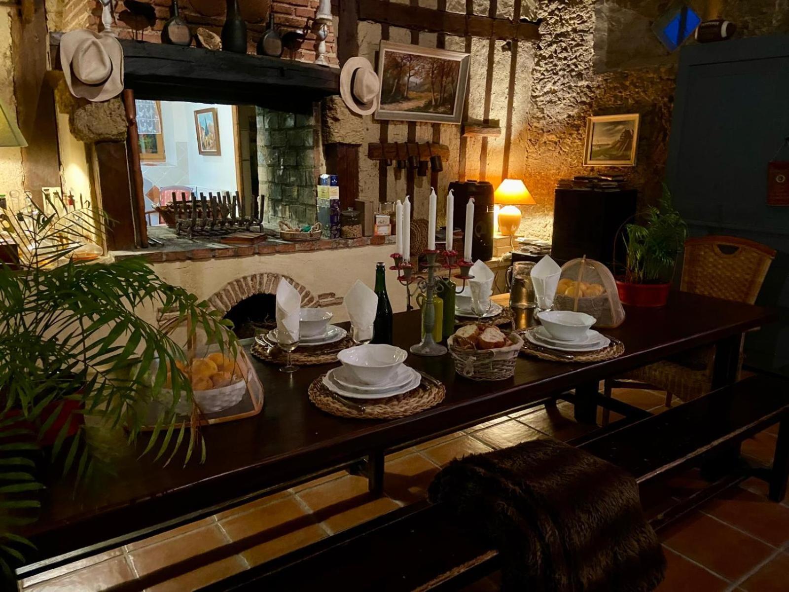 Maison D'Hotes Le Chai D'Armagnac Monguilhem Esterno foto