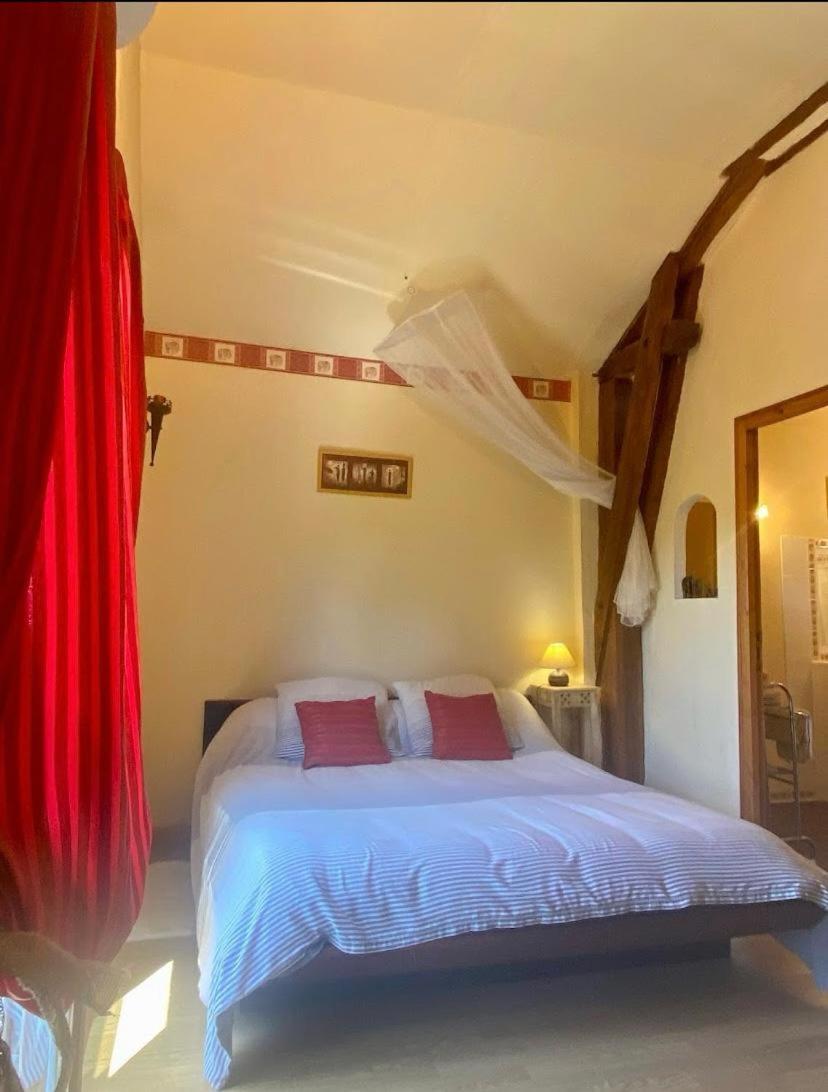 Maison D'Hotes Le Chai D'Armagnac Monguilhem Esterno foto